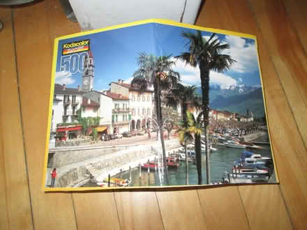 Photo of free 500 pieces puzzle (Old Ottawa South) #1