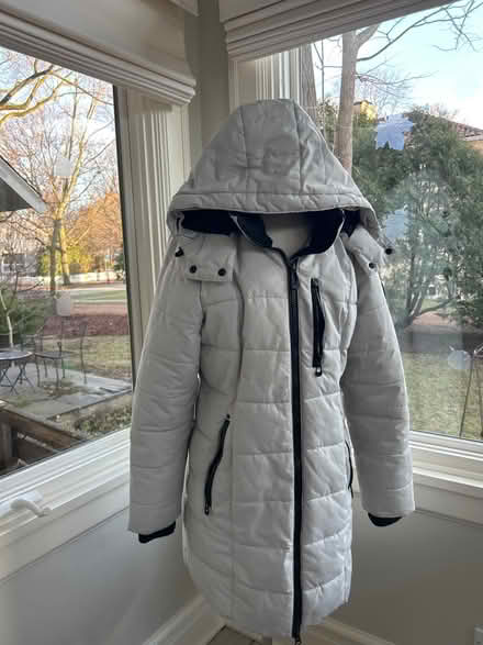 Photo of free Women’s winter coat size Large (NW Evanston) #1