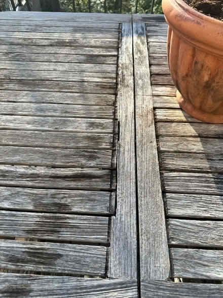 Photo of free outdoor table and chairs (Lost Creek) #2