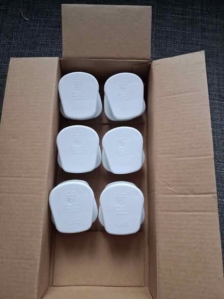 Photo of free 6 new UK mains plugs (Woodlands TW7) #2