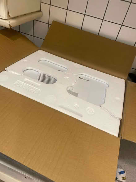 Photo of free Microwave (West Brompton SW10) #3