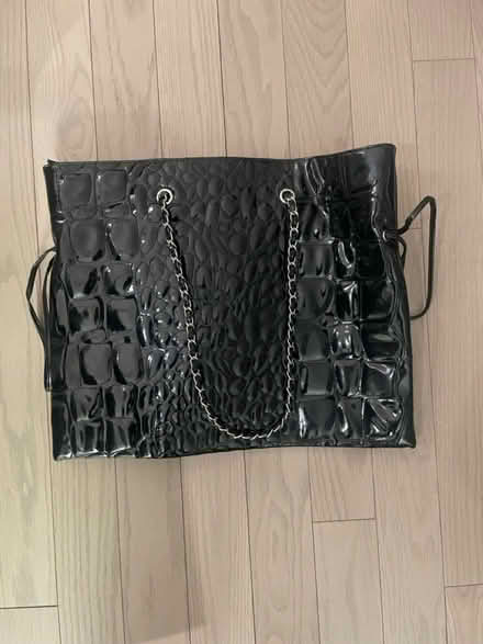 Photo of free Heavy/sturdy/flat black purse (Kennedy/16th in Markham) #1