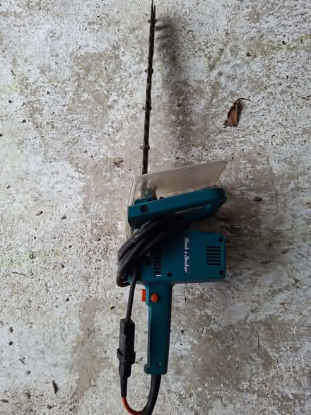Photo of free Hedge trimmer - electric Black & Decker (Seaford BN25) #1
