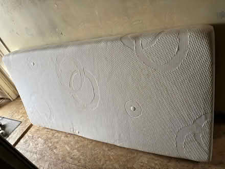 Photo of free Dream’s memory Foam mattress (Sawbridgeworth) #1
