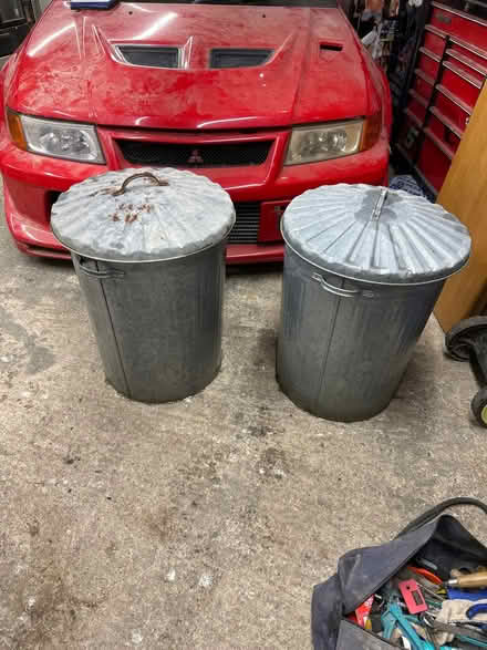 Photo of free Dust bins (High Wycombe HP11) #1
