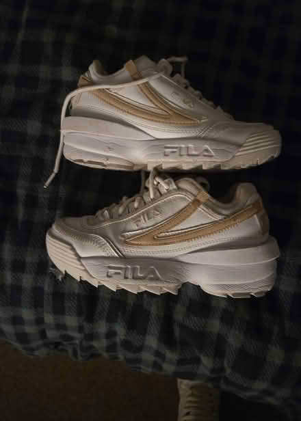 Photo of free Girls fila trainers size uk 3 (Townend FY5) #2