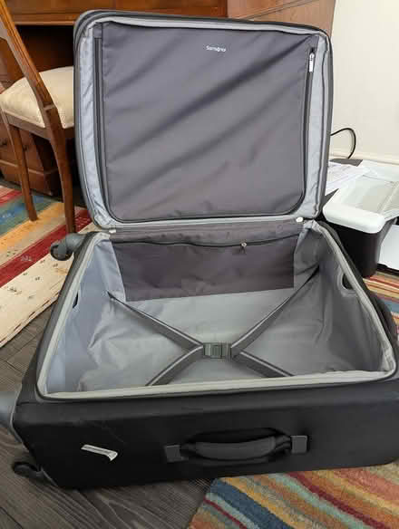 Photo of free Large Samsonite suitcase (LS16) #3