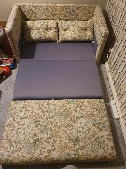 Photo of free Sofa bed (Hemel Hempstead HP2) #2