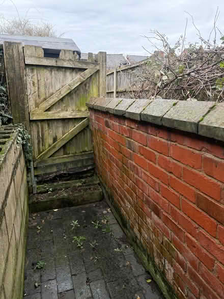 Photo of free Old bricks (Osmaston DE24) #1