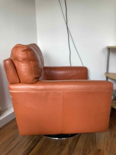Photo of free Comfy orange swivel chair (Aldridge WS9) #4
