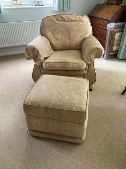 Photo of free Three Piece Suite (Blackmore CM4) #2