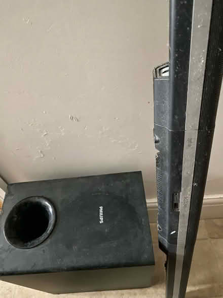 Photo of free Sound bar and bass speaker for tv (Bristol BS3 (Totterdown)) #1