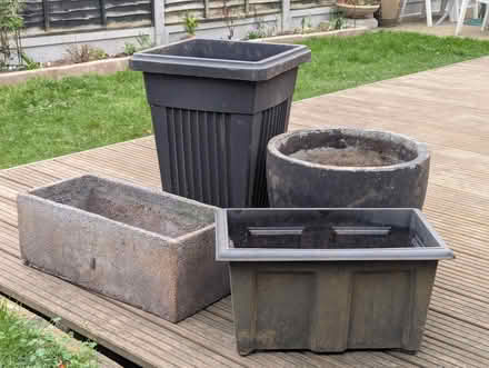 Photo of free Garden pots (Monkwick CO2) #1