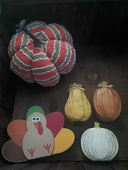 Photo of free Books and holiday Items (Tinton Falls, NJ) #3