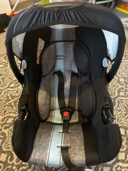Photo of free Newborn car seat basically brand new (Stonehouse GL10) #1