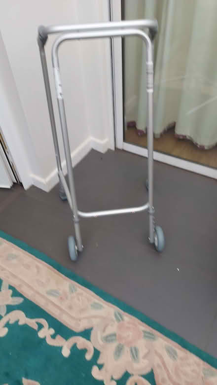 Photo of free Zimmer frame (Neithrop OX16) #1