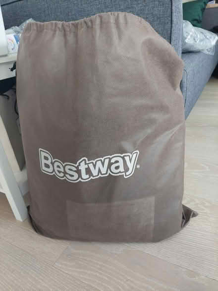 Photo of free Single air mattress (Wenlock Road, N1) #1