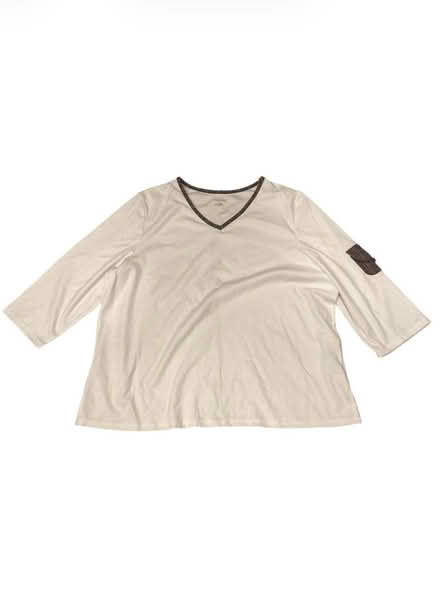 Photo of free Allison Daley Woman’s Top (Brooklyn Storage) #1