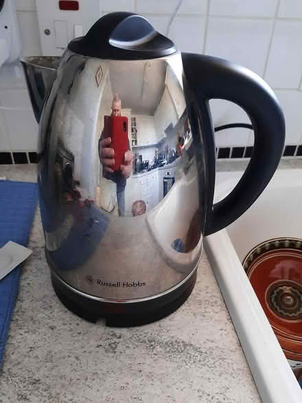 Photo of free Toaster and kettle (Green Street Green BR6 6BU) #1