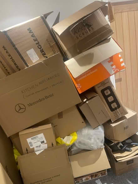 Photo of free Empty boxes (272 Redwood Grove Bedford) #1