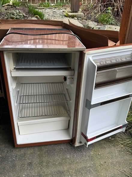Photo of free Mini refrigerator (Wallingford) #1