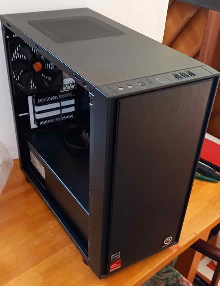 Photo of free Computer Case (North York: Bathurst Manor) #2
