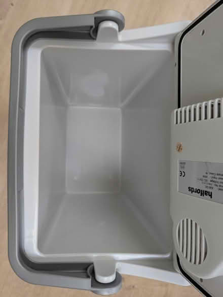 Photo of free Halfords plug in cooler box (Kenpshott RG22) #4