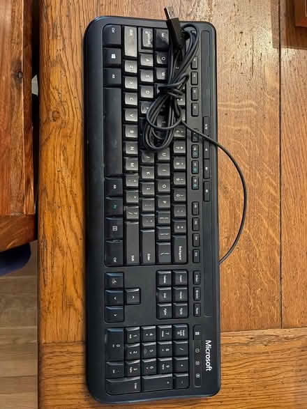 Photo of free Microsoft keyboard (White Flint Park) #1