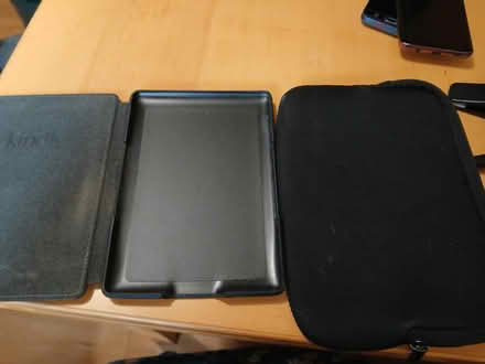 Photo of free Cover & bag 4 Kindle Paperwhite (Woodside SE25) #2