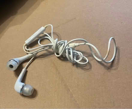 Photo of free Wired headphones (Fawdon NE3) #1