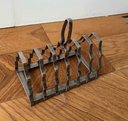 Photo of free Toast holder (N10 near Colney Hatch Lane) #1