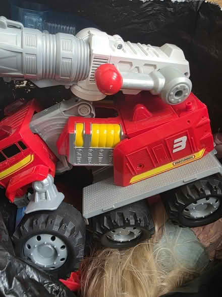 Photo of free Bag of mixed toys (SG18) #2