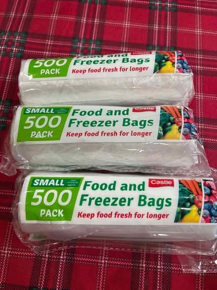 Photo of free 3x 500 small freezer bags (Southport PR9) #1
