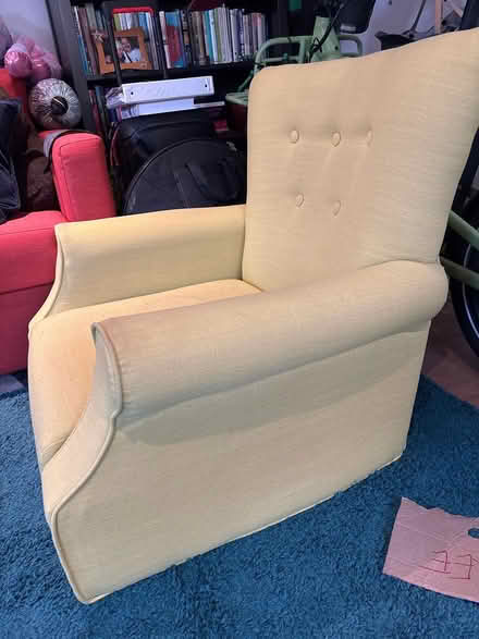 Photo of free chair (Oakland (38th and Suter)) #3