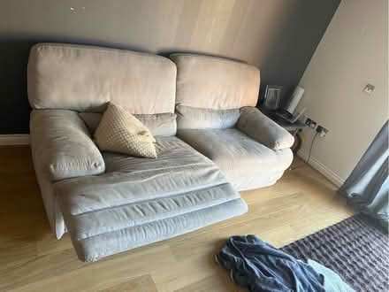Photo of free 3 seater and 2 seater Grey recliner sofas (Ashingdon SS4) #1