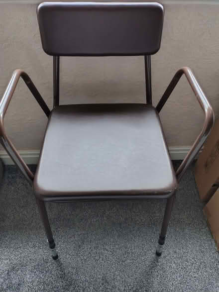 Photo of free Commode (Caton LA2) #2