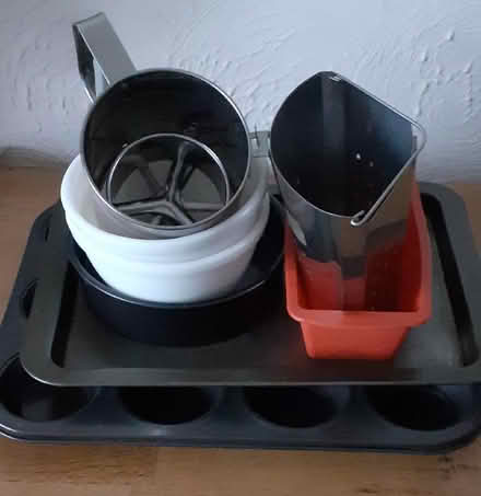 Photo of free Bakeware items (Enfield EN2) #2