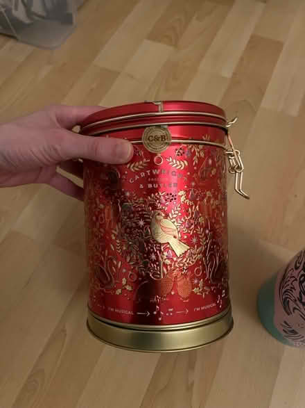 Photo of free Fortnum & mason tins (SE1) #2