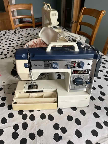Photo of free Sewing Machines (Gravesend DA12) #3