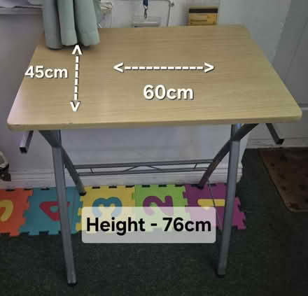 Photo of free Desk (Chard TA20) #1