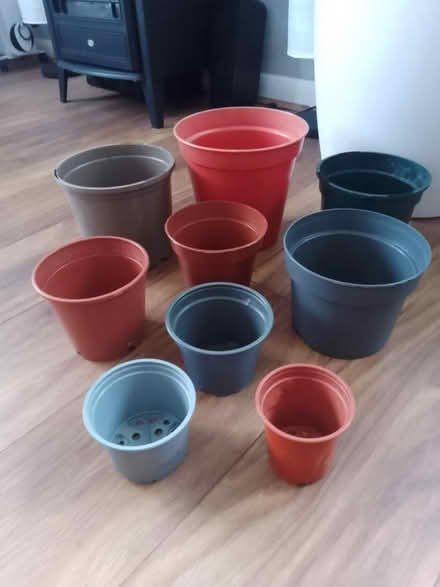 Photo of free Plant pots (GU1) #1