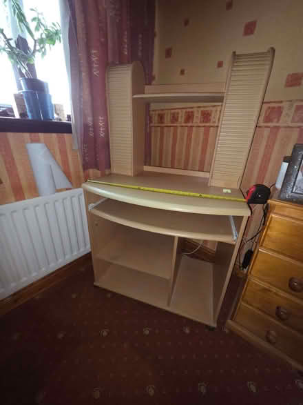 Photo of free Computer table (Dawley TF4) #4