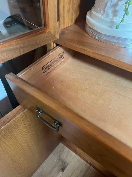 Photo of free Display cabinet (TN37 near Asda) #3