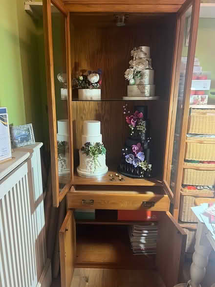 Photo of free Display cabinet (TN37 near Asda) #2