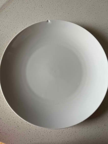 Photo of free 5 white dinner plates (Lauriston EH3) #3
