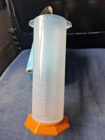 Photo of free Photograph developing accessory - measuring cylinder (West End LA3) #3