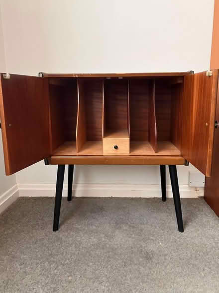Photo of free Vintage LP's cabinet (SE21) #4