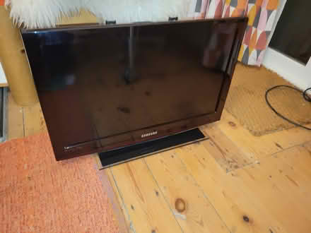 Photo of free 26 inch Samsung TV (Wood Green N22) #1