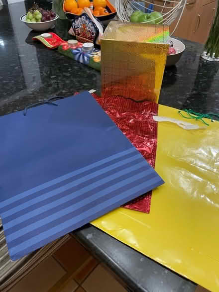 Photo of free Gift Box & Gift Bags (CT11) #1