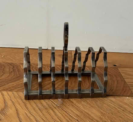 Photo of free Toast holder (N10 near Colney Hatch Lane) #2